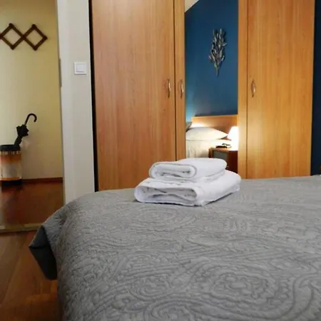 Posta Apartment *